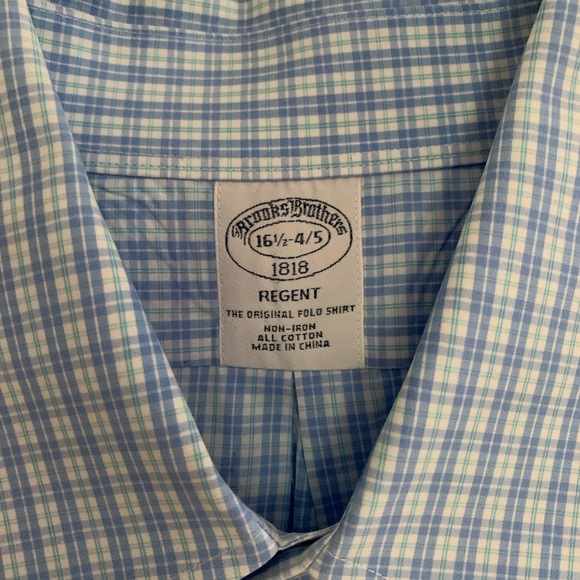 Mens Regent Brooks Brothers fit blue plaid shirt. - Picture 2 of 3